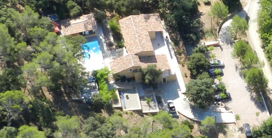 SEJOUR%20COUPLES%20NATURISTES%20ET%20COUPLE%20GAY%20FRIENDLY.jpg